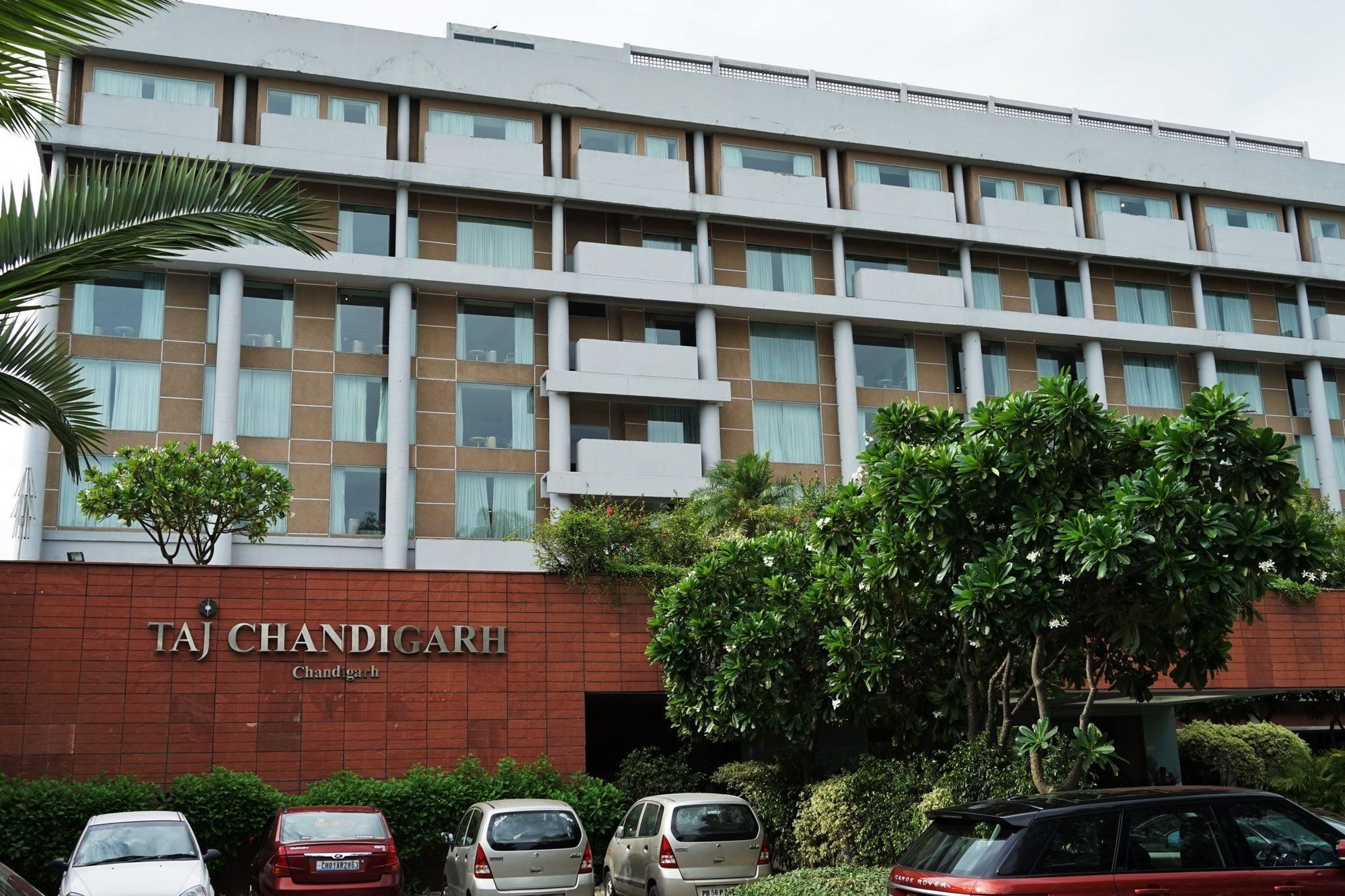 Taj Chandīgarh Exteriör bild Taj Chandigarh