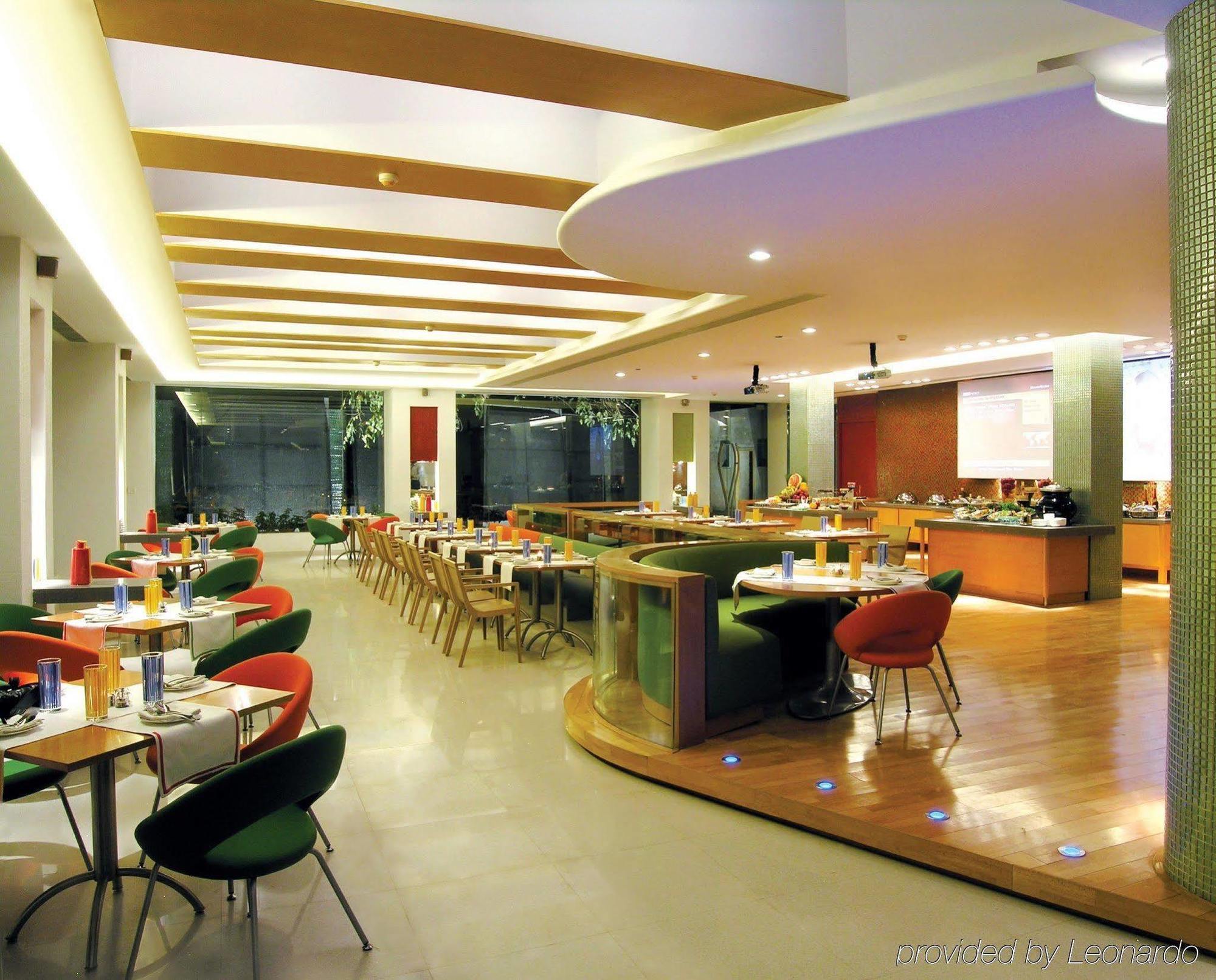 Taj Chandīgarh Restaurang bild The restaurant